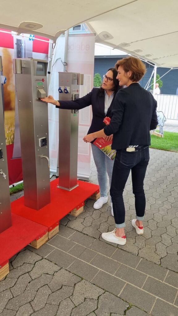 Luisa Schalk in einer Beratung